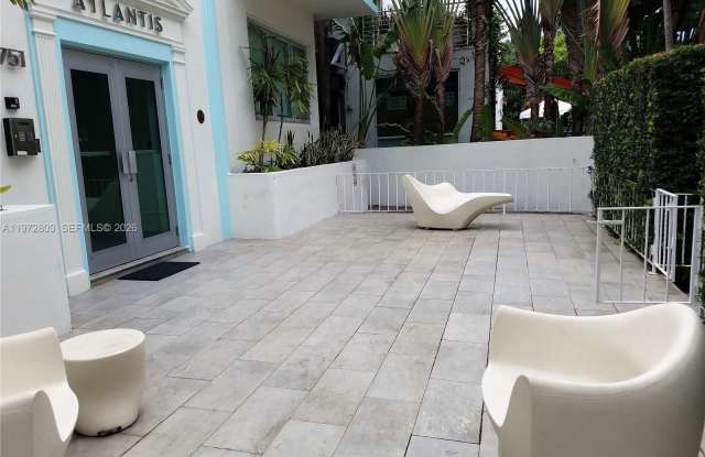 1751 James Ave photos photos