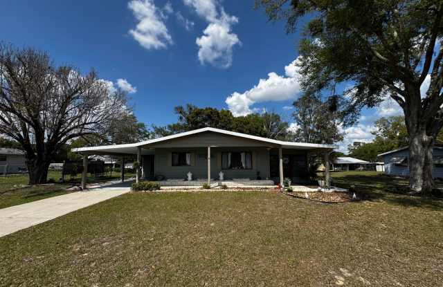 Charming Ocala Retreat in Peaceful 55+ Community – Move-In Ready! photos photos