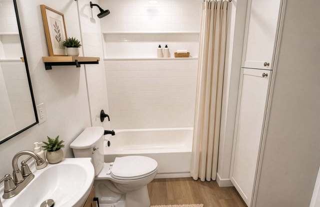 Landmarc I Apartments Gallery 3