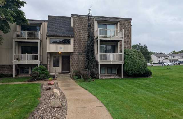 523 Bainbridge Drive Unit 25 Gallery 1