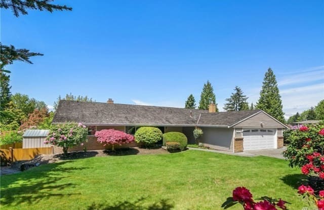 4717 149th Ave SE - 4717 149th Avenue Southeast, Bellevue, WA 98006