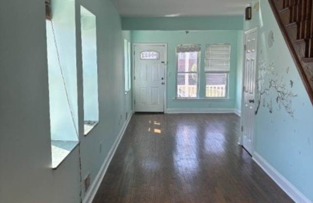 939 Meacham Ave photos photos