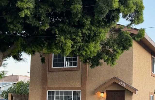 Remodeled Duplex close to the beach photos photos