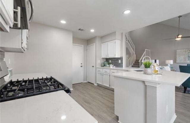 12804 Modena Trail Gallery 4