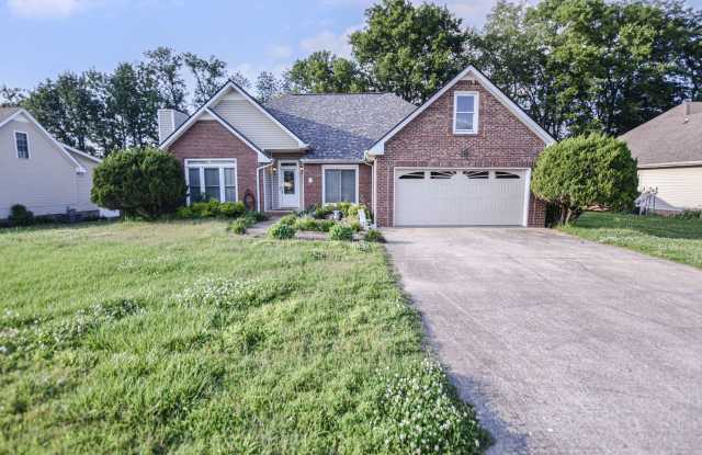 Pet Friendly Three Bedroom with Bonus! photos photos