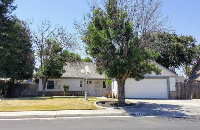 West Clovis location, potential Buchanan Schools and easy access to FWY 168 photos photos