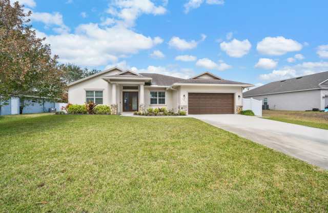 1411 SW Hackensack Avenue photos photos