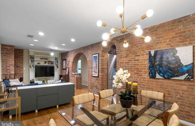 410 11TH Street NE unit: 6 photos photos