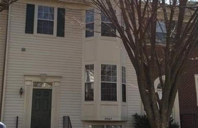 47665 COMER Square photos photos