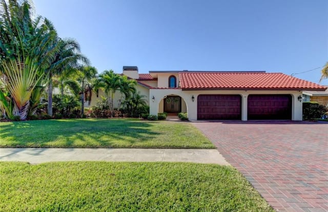 411 PALM ISLAND SE - 411 Palm Island Southeast, Clearwater, FL 33767