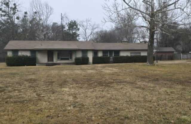 1435 Mockingbird Lane Gallery 4