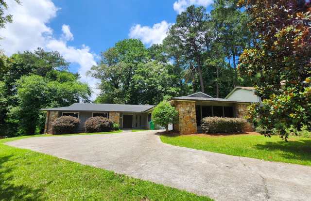 Charming 4BR Ranch Home with Open Layout & Large Yard photos photos