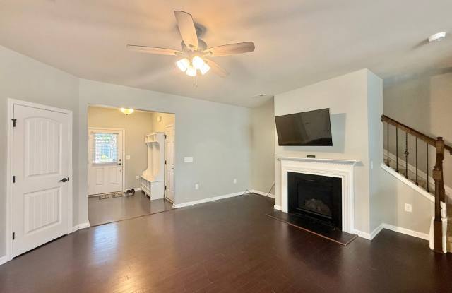 Spacious 3BD, 2.5BA Brier Creek Townhome in a Prime Location with a Fenced Yard Gallery 4