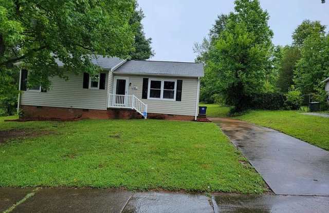 Now Available – Beautifully Remodeled 3BR Home Near Downtown Winston-Salem photos photos