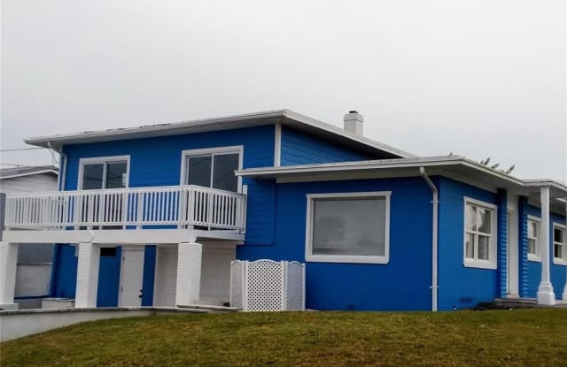 102 MOORE AVENUE - 102 Moore Avenue, Daytona Beach, FL 32118