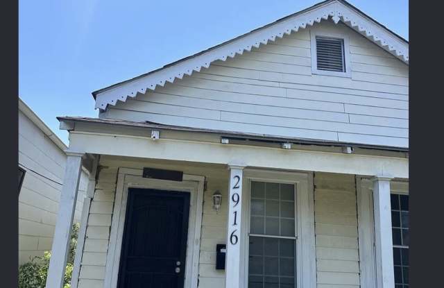 2916 First St photos photos