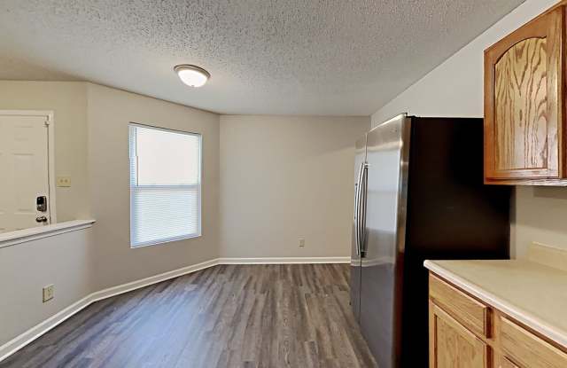 718 Runnymede Court Gallery 3