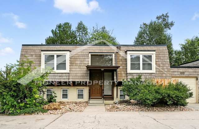 Charming Home with Washer/Dryer and Central AC photos photos