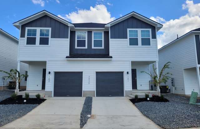 Brand New 3/2.5 Townhome photos photos