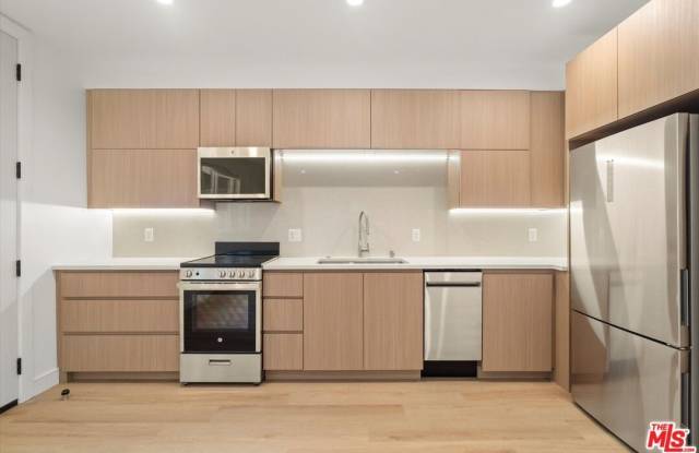 11023 Blix St photos photos