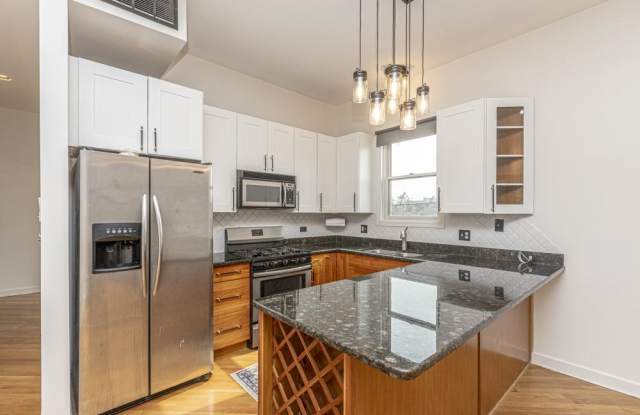 2616 W Rice St photos photos