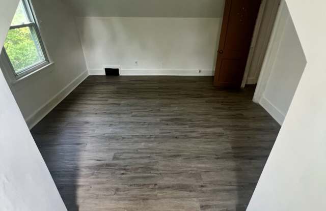132 Miller St photos photos