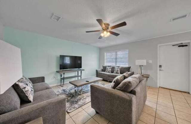 305 Barracuda Avenue unit: 2 Gallery 3