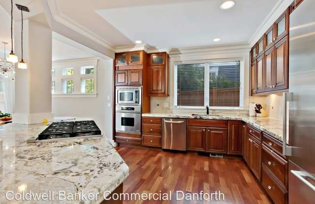 823 Kirkland Way Gallery 3