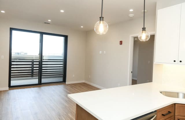 135 E Park Ave Apt 2A Gallery 2
