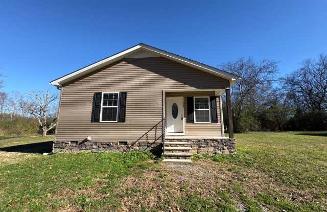 Adorable Home in Great Central Location in Tullahoma... - 207 Johnson Lane, Tullahoma, TN 37388