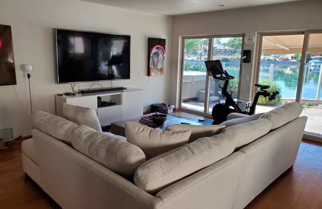 5604 S ROCKY POINT Road Gallery 4