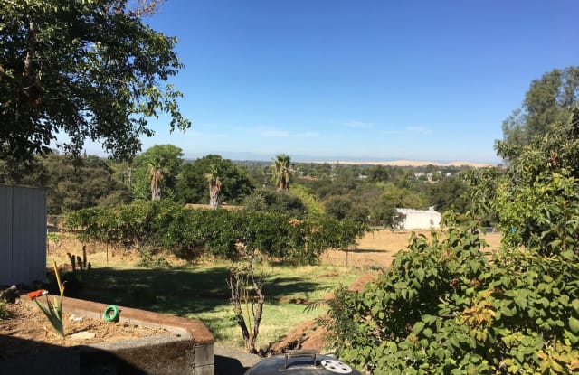 145 Canyon Highlands Dr - 145 Canyon Highlands Drive, Oroville, CA 95966