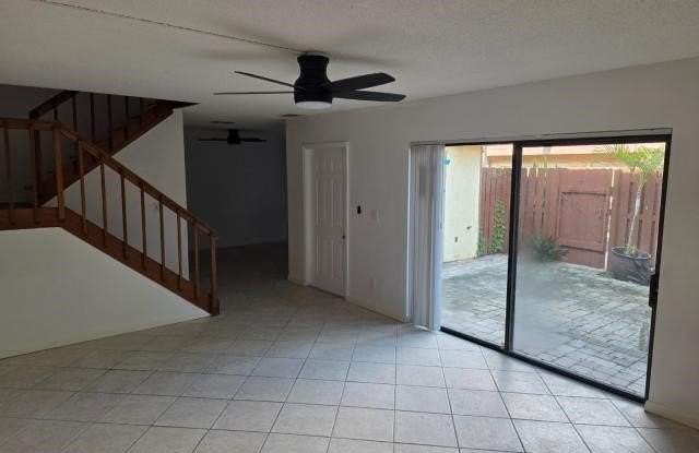 12342 Woodrose Court Gallery 4