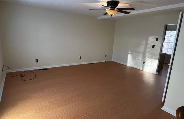 2906 SORRELL Court Gallery 2