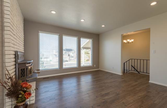5292 South 3100 West Gallery 2