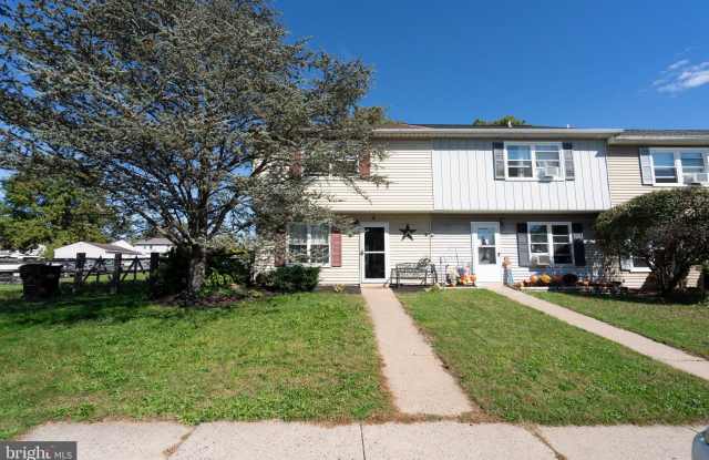 527 BLAKER Drive Gallery 3