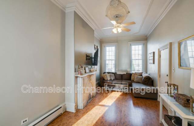929 N 6th St photos photos
