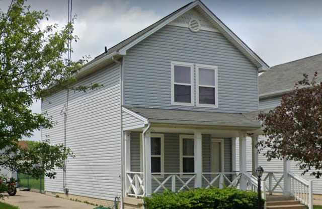 Toledo property for rent - 3049 Ontario St Gallery 1