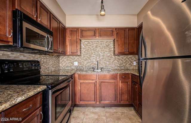 1702 W TUCKEY Lane photos photos