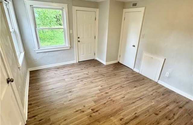 16 Greeneland Boulevard Gallery 2