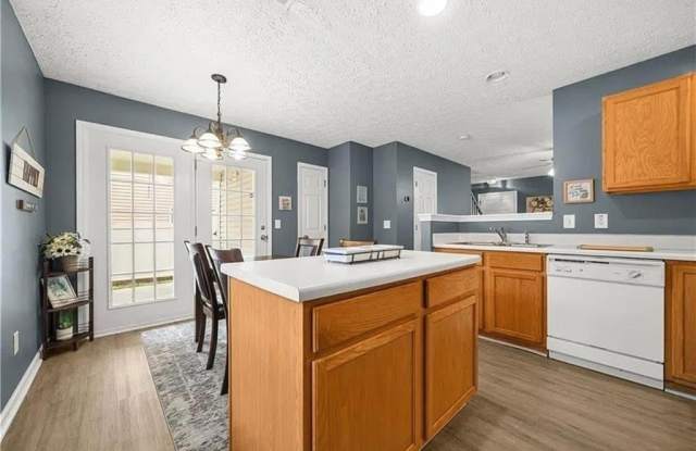 188 Ilex Drive Gallery 2