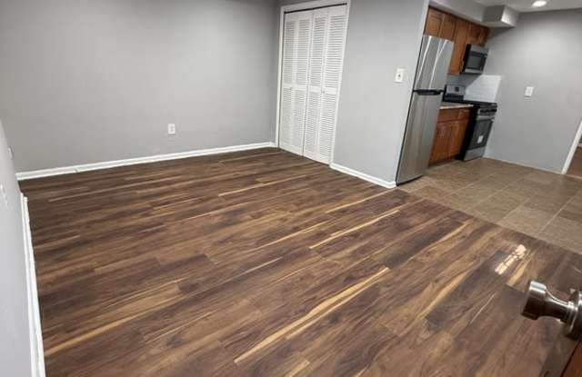 4132 Longshore Avenue - 1 photos photos