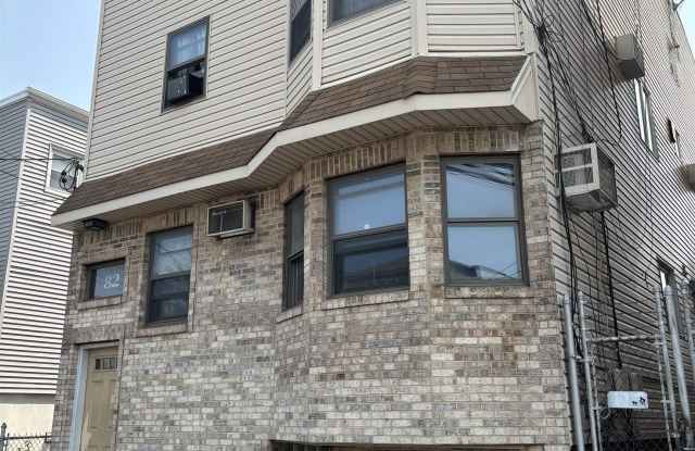 82 PROSPECT AVE photos photos