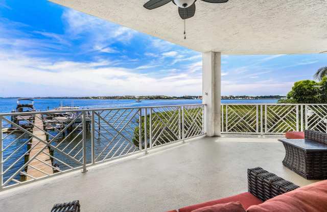 309 E Ocean Avenue photos photos