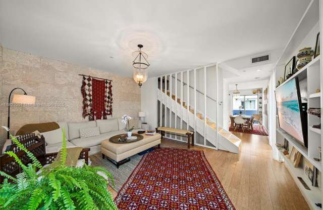 163 N Shore Dr Gallery 3