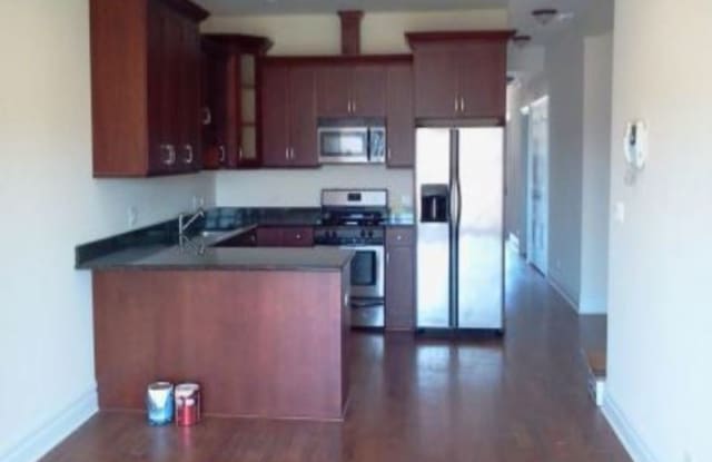 2741 N Drake Ave # 2 - 2741 North Drake Avenue, Chicago, IL 60647