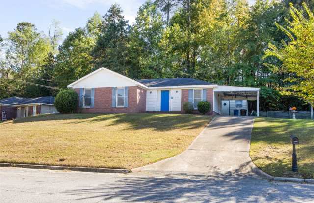 Newly Updated 3 BR 2BA Gallery 1