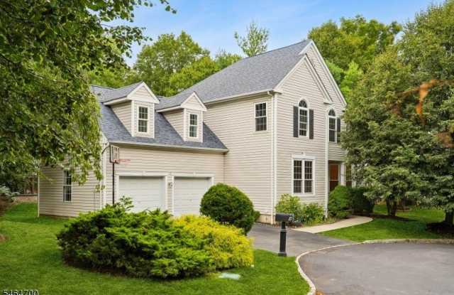 4 Revere Dr Gallery 2
