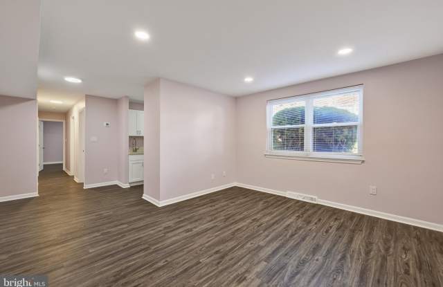 4411 FALLS BRIDGE DRIVE photos photos