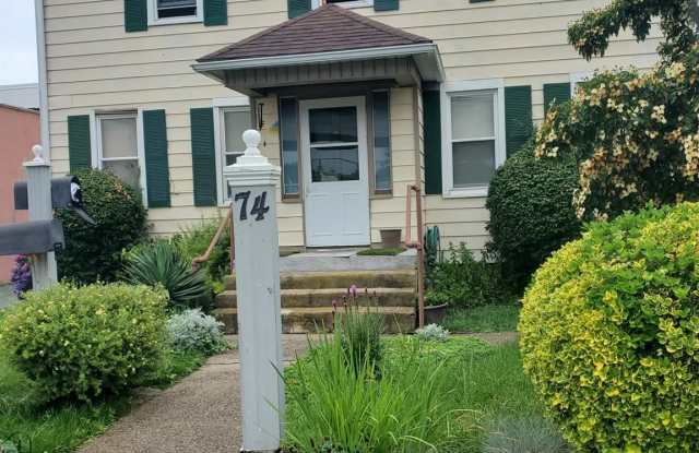 74 W Hoffman Avenue photos photos